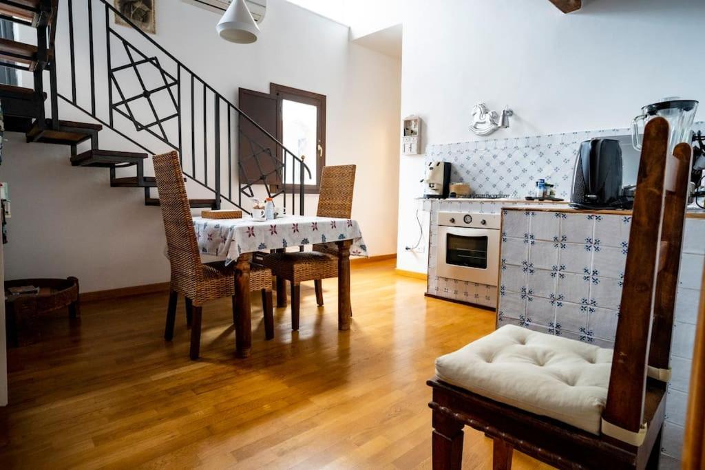 La Terrazza Sullo Spasimo Palermo Luaran gambar